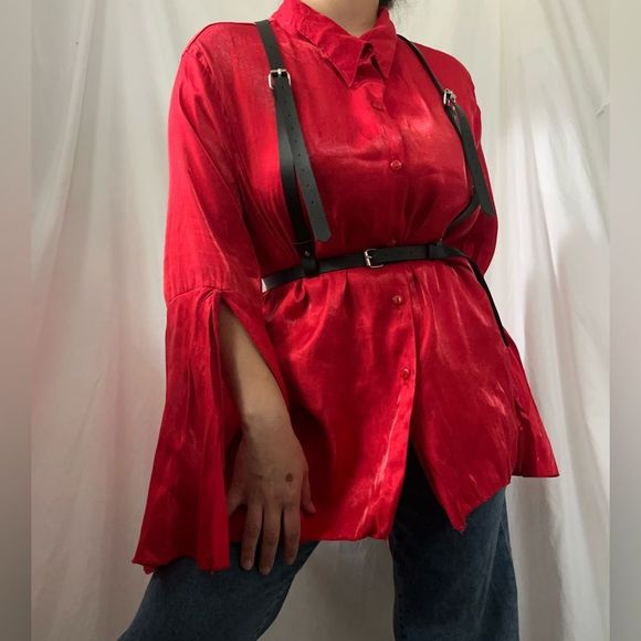 3X vampiric red vintage top with flared sleeves - Picture 1 of 9